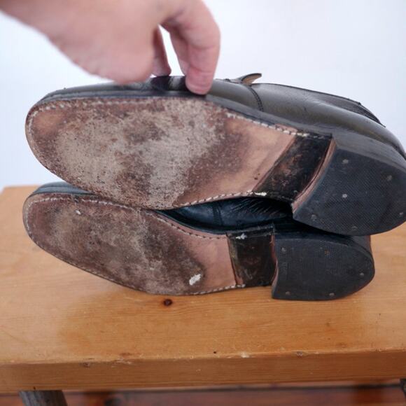 Vintage Grenson Footmaster Black Pebble Grain Leather Sole Loafers ENGLAND 7 40